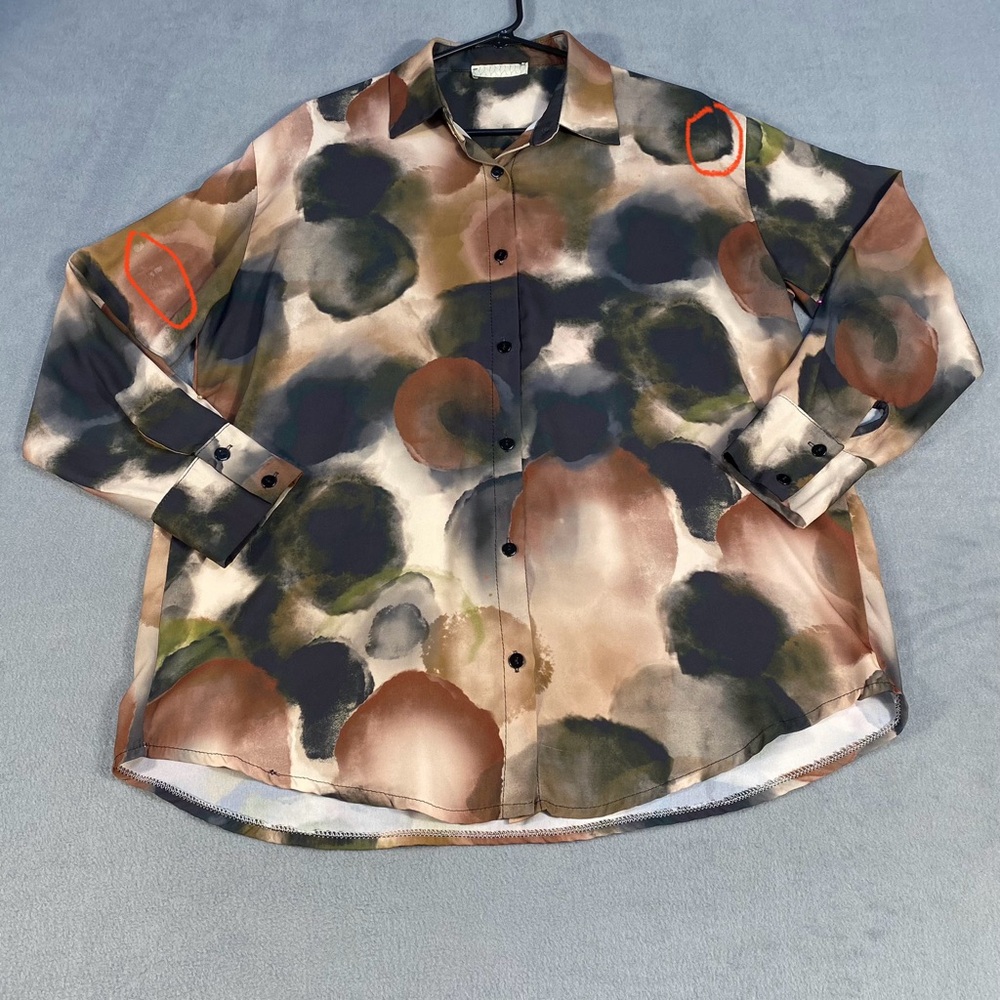 LCW Women’s Vision Patterned Oversized Satin Button Up Shirt, size US 12 (2XL)